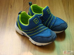 转宝宝鞋 婴童鞋帽的时尚选择与实用考量